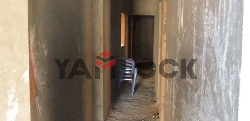 شقة 180 م² للبيع بمدينة الشروق المنطقة الثامنة عمارات – المجاورة 1