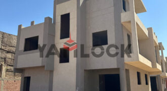 فيلا – مستقلة 299 م² للبيع بالحزام الاخضر كمبوند ٤ فيلات فقط بجوار قصر القنصل السعودى