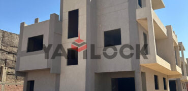 فيلا – مستقلة 299 م² للبيع بالحزام الاخضر كمبوند ٤ فيلات فقط بجوار قصر القنصل السعودى