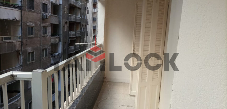 شقة 135 م² للبيع في شارع محمد عوض الله – العصافرة