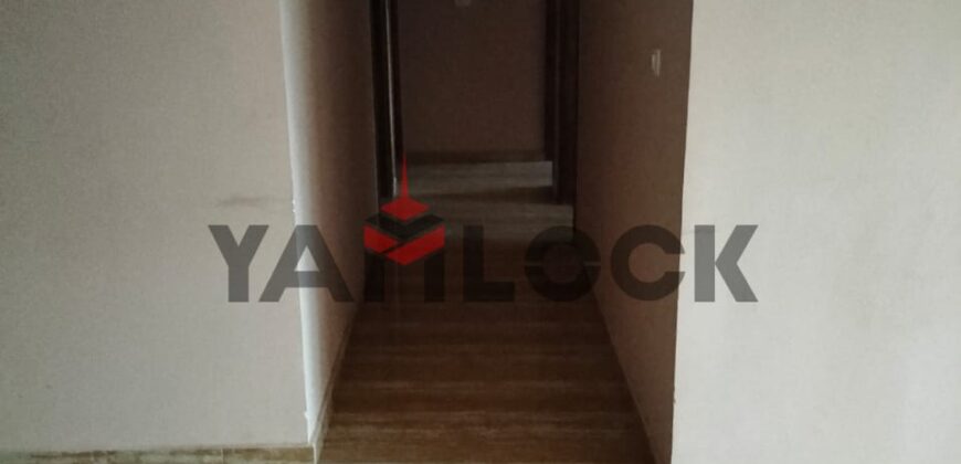 شقة 165 م² للإيجار في كامب شيزار على الترام مباشرة (الإسكندرية)