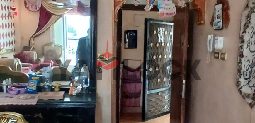 شقة 75 م² للإيجار مفروش بمدينة الشروق بعد نادى الشروق الرياضى تطل على حديقة غير مجروحة