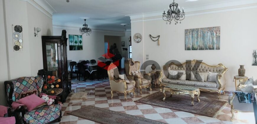 فيلا مستقلة 1600 م² للبيع بكمبوند اساتذه كليه الطب كينج مريوط مدخل افريكانا -جنينه كبيره جدا _اشجار فاكهه_يوجد بيت للكلب