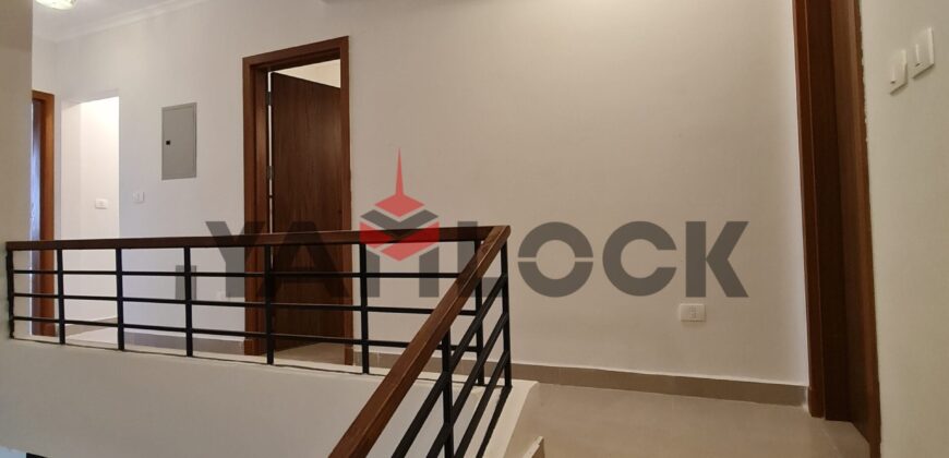 دوبلكس 240 م² للبيع تشطيب ألترا لوكس – إطلالة مسبح في الساحل الشمالي – مرسي مطروح