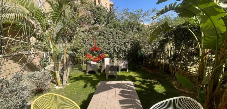 شقة بحديقة خاصة 210 م² للإيجار بكمبوند اكاسيا