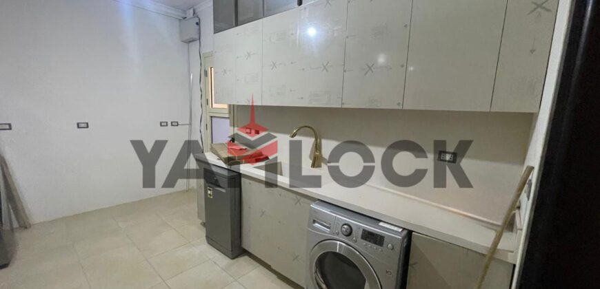 شقة بحديقة خاصة 210 م² للإيجار بكمبوند اكاسيا