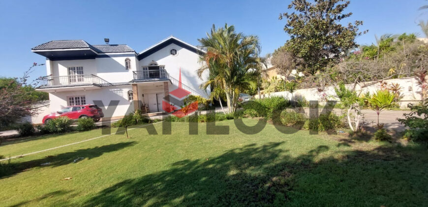 Villa – StandAlone Kabrit Air force for Sale Fully Finished – Garden View in Suez – Suez