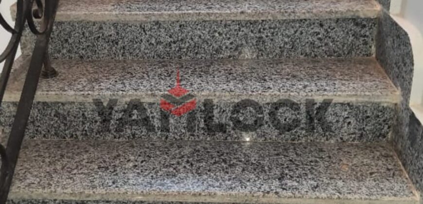 مبني سكني 209 م² للبيع بالعاشر من رمضان في الحي30 مجاوره 4 ادوار وبدروم