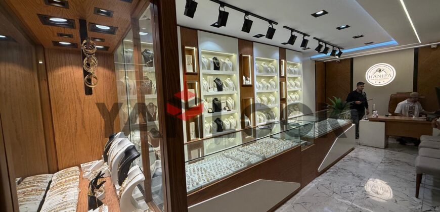 محل تجاري ٧٠ م² للبيع في شارع التسعين – مدينة العبور