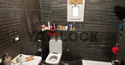 شقة بفيلا 195 م² للبيع بالنرجس ٨ فيلات