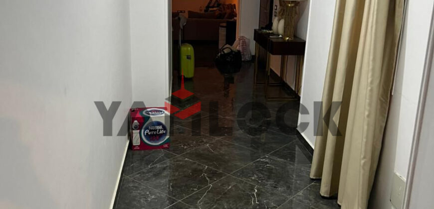 شقة بفيلا 195 م² للبيع بالنرجس ٨ فيلات