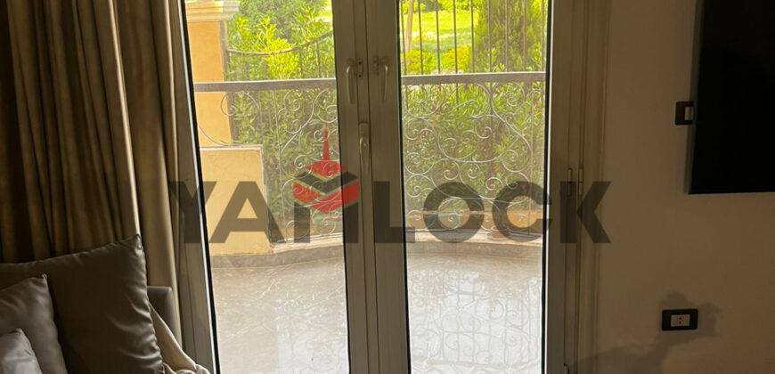 شقة بفيلا 195 م² للبيع بالنرجس ٨ فيلات