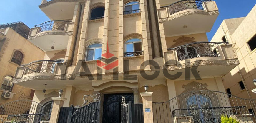 شقة بفيلا 195 م² للبيع بالنرجس ٨ فيلات