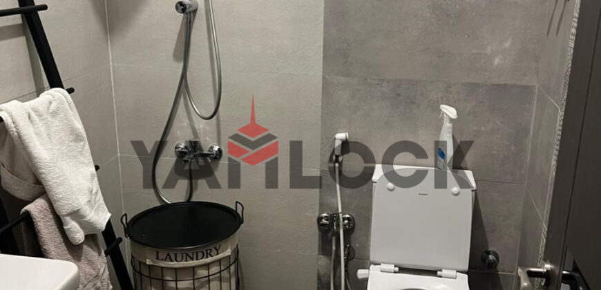 شقة بفيلا 195 م² للبيع بالنرجس ٨ فيلات