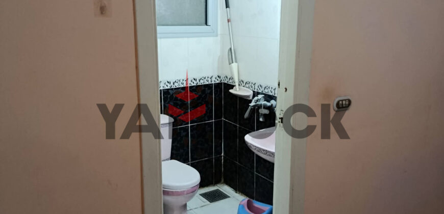 شقة 125 م² للبيع علي ش 16 الرئيسي متفرع من الدولي 45