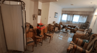 شقة تصلح سكني او عياده 120 م² للبيع في شارع الحجاز مصر الجديده