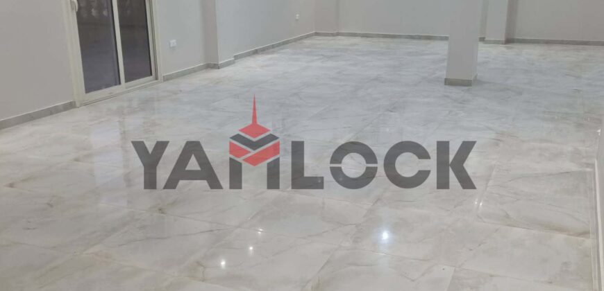 شقة في فيلا 300 م² للإيجار بغرب سوميد