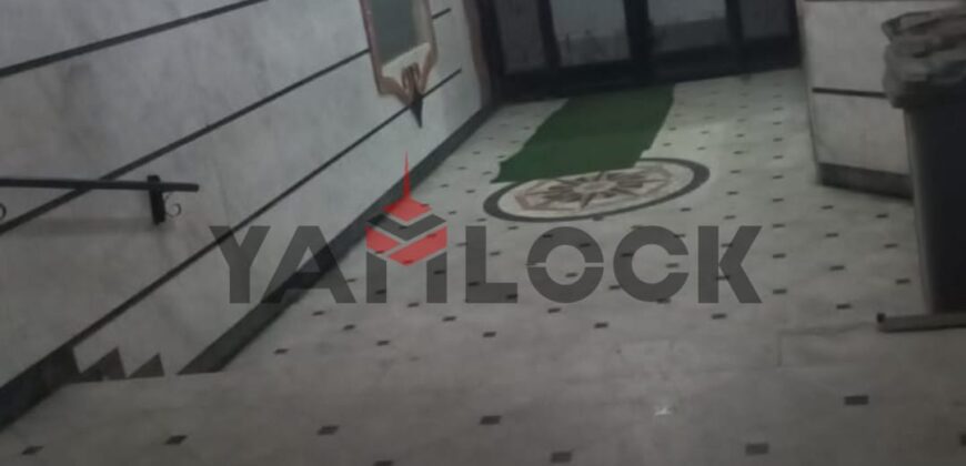 شقة 85 م² للبيع في السيوف ترام متفرع من علي هيبه شارع السيوف وخطوات للشط السرايا