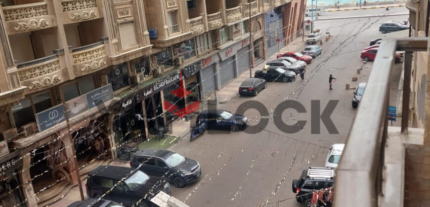 شقة 140 م² للايجار مفروش في شارع اطلس متفرع من الكورنيش مباشره برج الحكمه – الاسكندرية