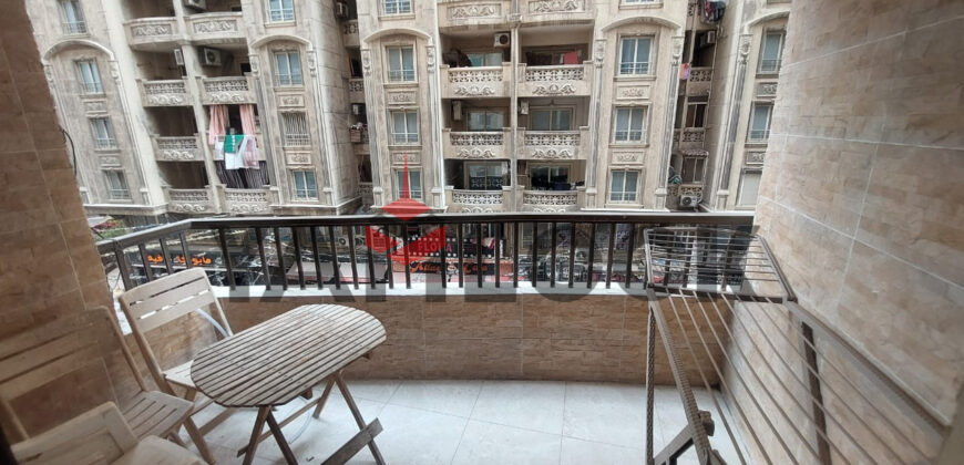 شقة 140 م² للايجار مفروش في شارع اطلس متفرع من الكورنيش مباشره برج الحكمه – الاسكندرية