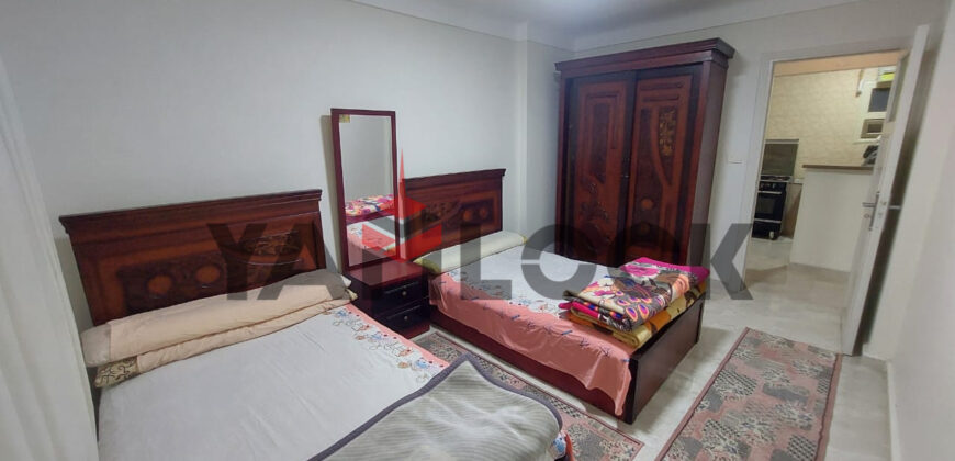 شقة 140 م² للايجار مفروش في شارع اطلس متفرع من الكورنيش مباشره برج الحكمه – الاسكندرية