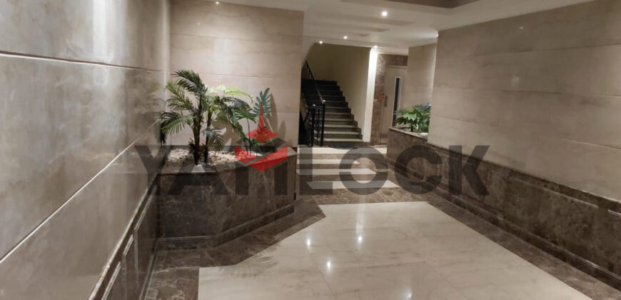 شقة 250 م² للبيع في تمر حنة 3 واجهة التسعين الشمالي بجوار مراسم like v