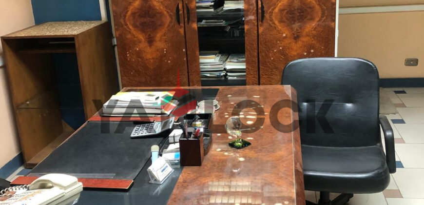 شقة إداري او سكني 140 م² للبيع بميدان لبنان