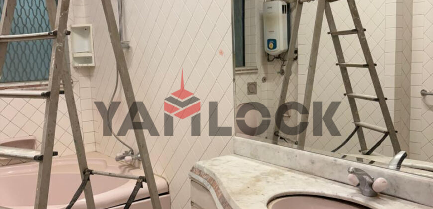 مكتب 230 م² للايجار ترخيص اداري وتجاري في عبدلله بن طاهر من مكرم عبيد