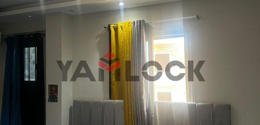 فيلا250 م² للبيع في شارع احمد زويل – حدائق اكتوبر