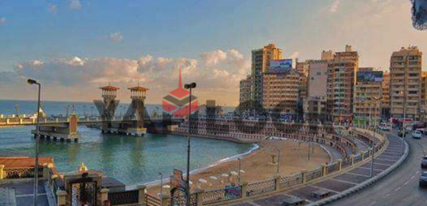 شقة 135 م² للبيع امام كوبري استانلي على البحر مباشرة – الاسكندرية