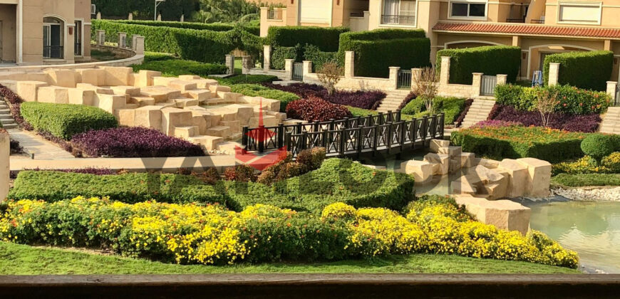 فيلا مستقلة 330 م² للبيع بستون بارك