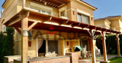 فيلا مستقلة 330 م² للبيع بستون بارك