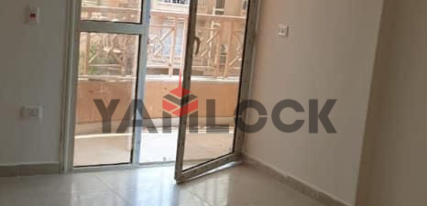 شقة 176 م² للبيع فى كمبوند المروج خلف مول العرب و بجانب نادى صيد اكتوبر