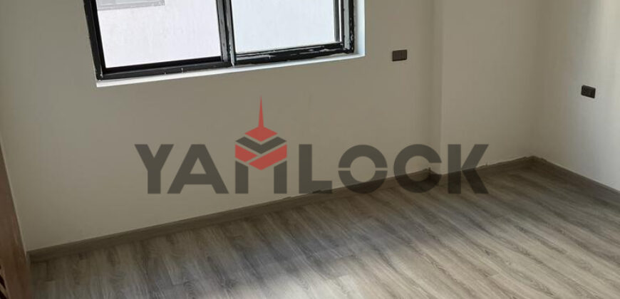 شقة 210 م² للايجار بكمبوند Lake View Residence