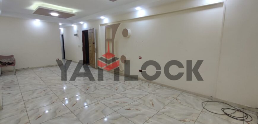 شقة 120 م² للبيع في 593 الملك حفنى المنتزة