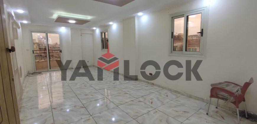 شقة 120 م² للبيع في 593 الملك حفنى المنتزة