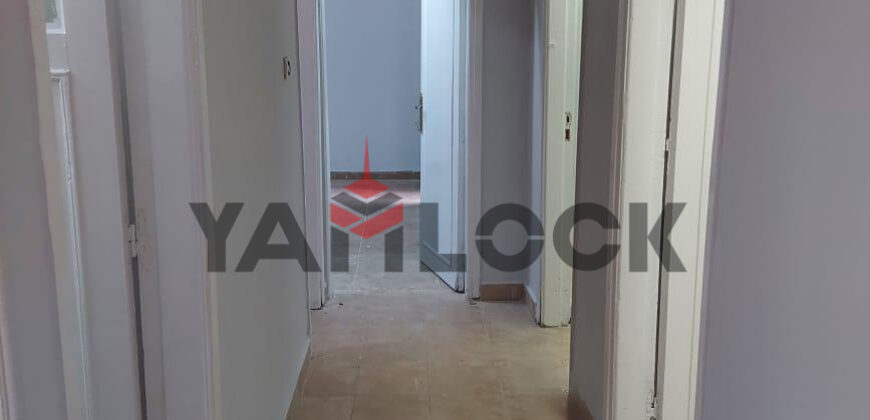 شقة 122 م² للبيع في الحي 11 تعاونيات مجاوره ٧ امام المدرسه الحي ال ١١ للتعليم الاساسي خلف مسجد عبدالله ابن داوود خطوه من محور جمال عبد الناصر