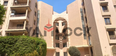 شقة 118 م² للبيع على محور يوسف السباعي – الرحاب