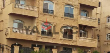 شقة 210 م² للبيع في شارع د/احمد عكاشة – القاهرة الجديدة