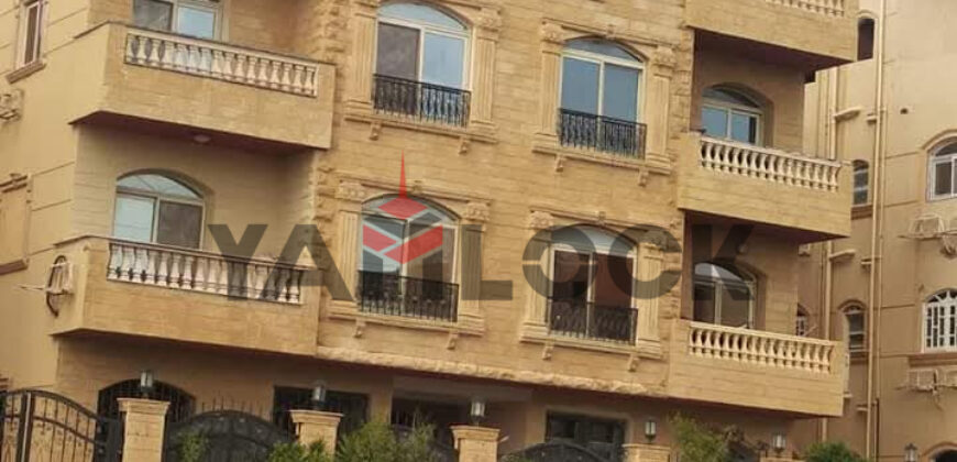 شقة 210 م² للبيع في شارع د/احمد عكاشة – القاهرة الجديدة