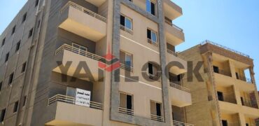 شقة 175 م² للبيع في الاندلس 1 خلف الجامعة الامريكية فى التجمع تطل على حديقة كبيرة