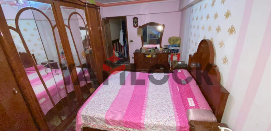 شقة 210 م² للبيع في محرم بك، الباب الجديد ومنشا – الاسكندرية