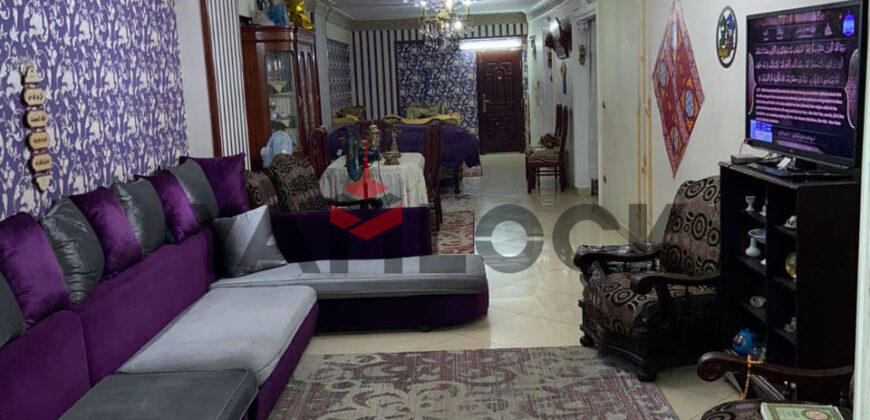 شقة 210 م² للبيع في محرم بك، الباب الجديد ومنشا – الاسكندرية