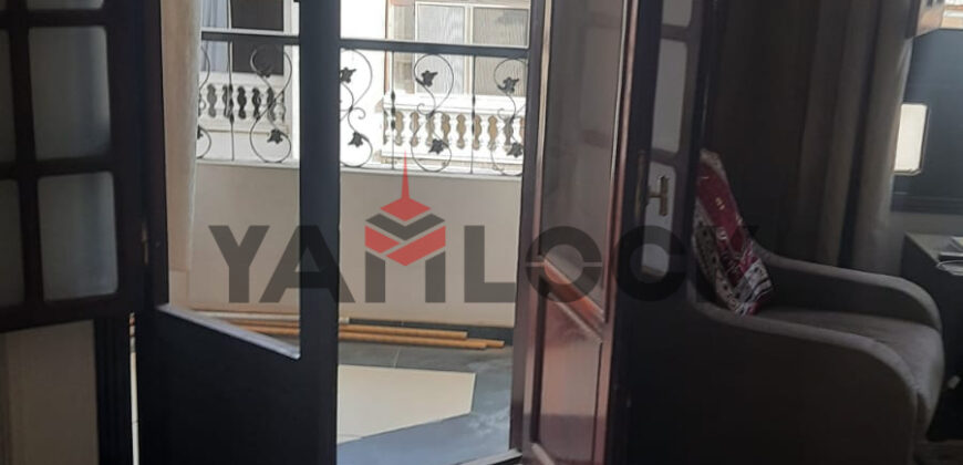 شقة 140 م² للايجار مفروش في ارض الشرطة على محور طة حسين بجوار محطة مترو هشام بركات