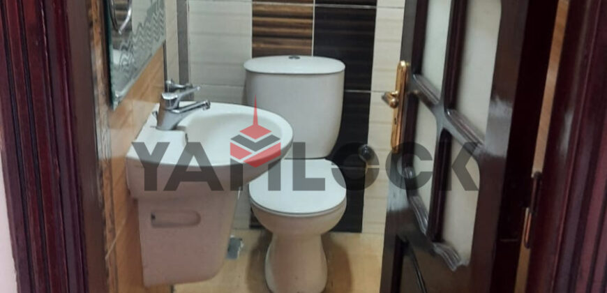 شقة 140 م² للايجار مفروش في ارض الشرطة على محور طة حسين بجوار محطة مترو هشام بركات