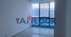 مكتب او عيادة 39 م² للايجار في التجمع الخامس القطاع الأول تاني نمرة من شارع التسعين الشمالي بمول كيرنيل علي البلازا بانوراما