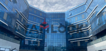 مكتب او عيادة 39 م² للايجار في التجمع الخامس القطاع الأول تاني نمرة من شارع التسعين الشمالي بمول كيرنيل علي البلازا بانوراما