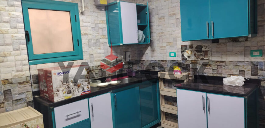 شقة 165 م² للبيع في ميدان الساعة شارع المنشية – فيصل