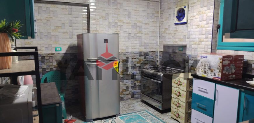 شقة 165 م² للبيع في ميدان الساعة شارع المنشية – فيصل