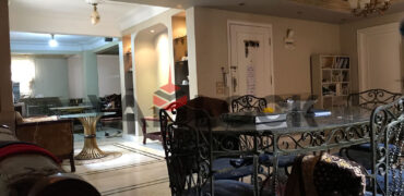 شقة 360 م² للبيع في شارع رستم باشا أمام بنك مصر خلف قسم المنتزه اول